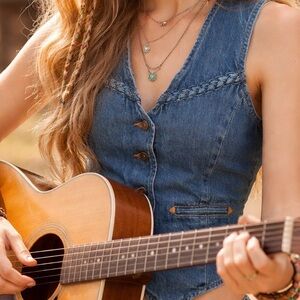 LEVI'S PREMIUM WOMEN'S BIG YIKES BRAIDED DENIM VEST XL